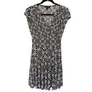 White House Black Market XS Dress Fit Flare Print Workwear Cap Sleeve Pullover